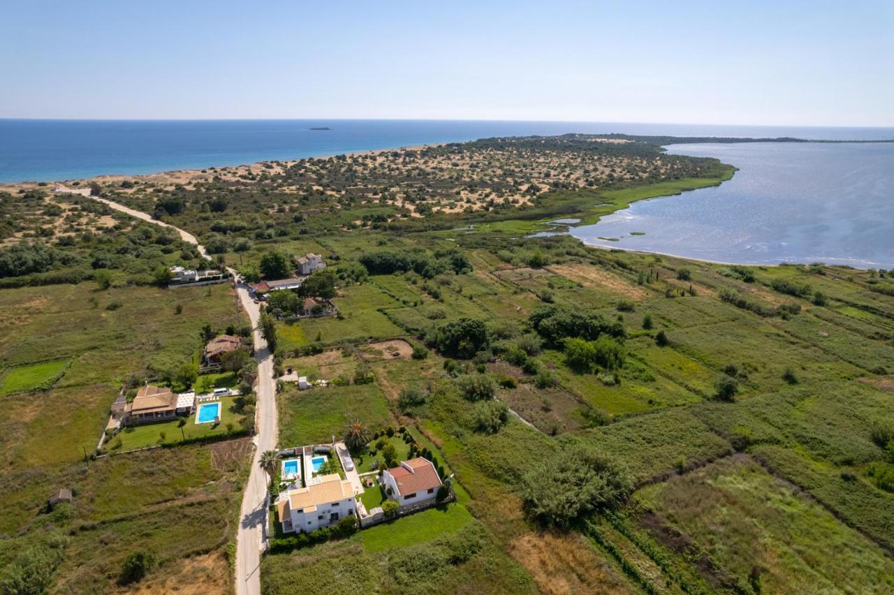 Issos Beach Villa Línia Extérieur photo