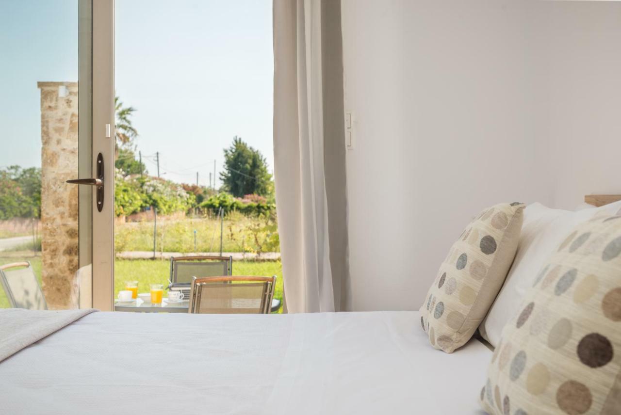 Issos Beach Villa Línia Extérieur photo
