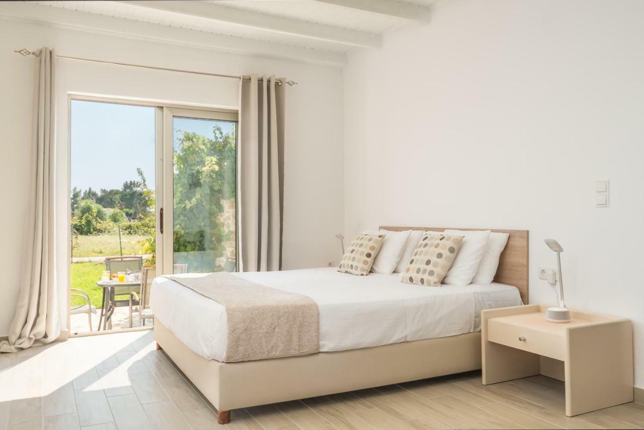Issos Beach Villa Línia Extérieur photo